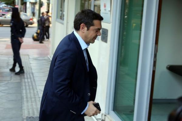 Ψάχνουν «δεκανίκια» στο «παλαιό ΠΑΣΟΚ»