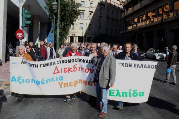 Χρυσές δουλειές με τα αναδρομικά των συνταξιούχων