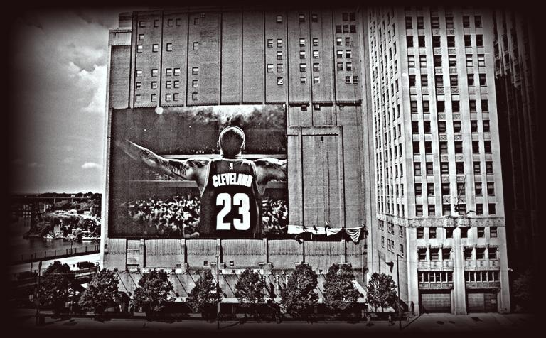 ΛεΜπρόν: Έφυγε από το Κλίβελαντ και άφησε πίσω του συντρίμμια