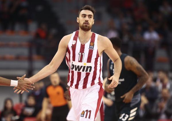 Το εμφατικό «στοπ» του Μιλουτίνοφ στον Κάρολ