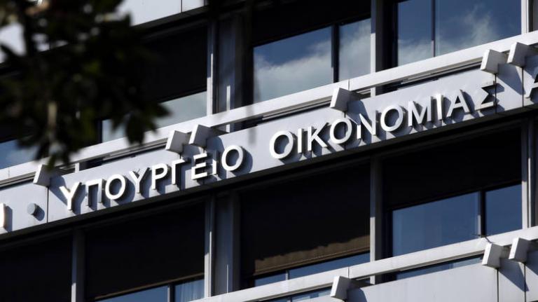 Το «δάχτυλο κουνάει» η Κομισιόν για τις αποκρατικοποιήσεις