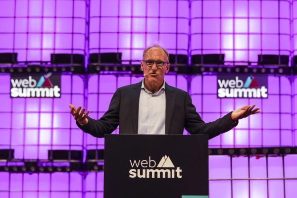 Συμβόλαιο για τον Παγκόσμιο Ιστό προτείνει ο «πατέρας» του διαδικτύου