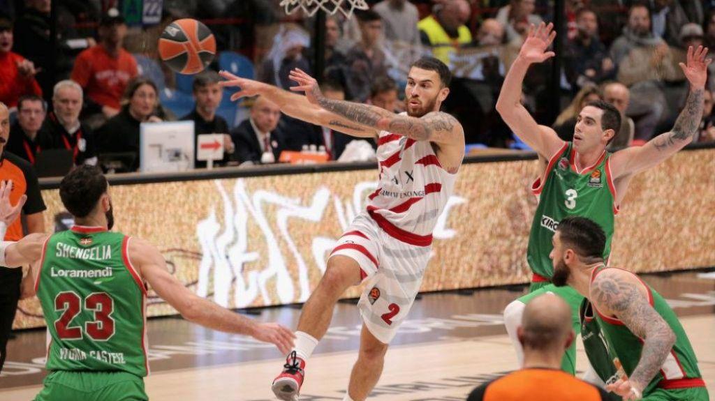 Τα χρειάστηκε η Αρμάνι (93-90)