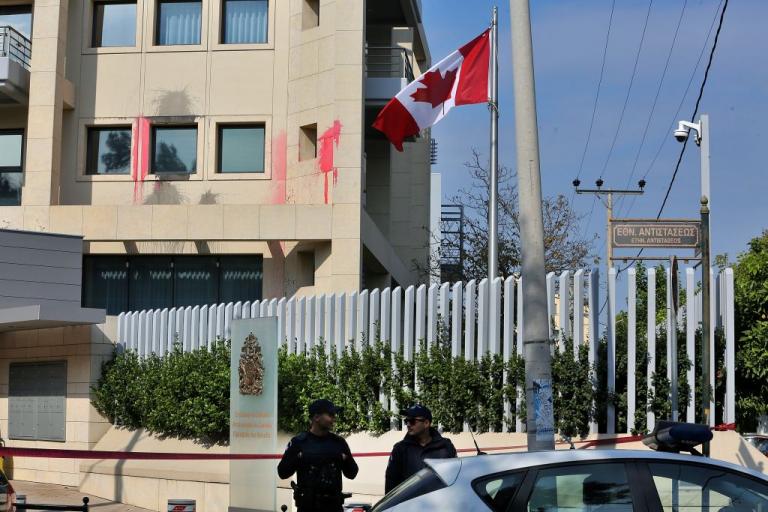 H ασφάλεια προκαλεί… ανασφάλεια στην κυβέρνηση – Ανοικτά μέτωπα παντού στην καθημερινότητα