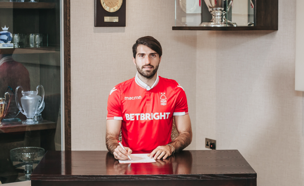 Επίσημα στη Νότιγχαμ ο Ανσαριφάρντ