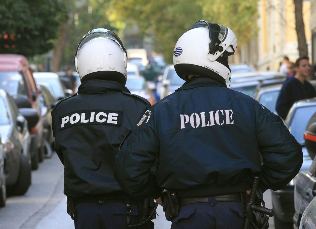 Οργή αστυνομικών για τις επιθέσεις και τις δηλώσεις Παπακώστα