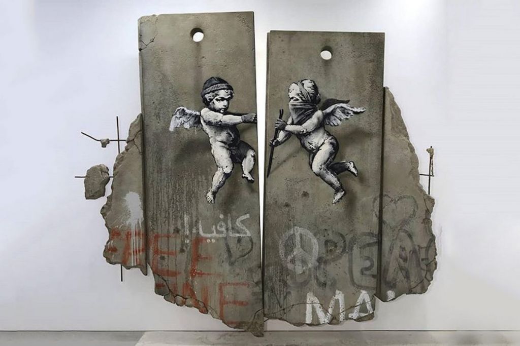 Δωρεάν αφίσες από τον Banksy στο World Travel Market στο Λονδίνο