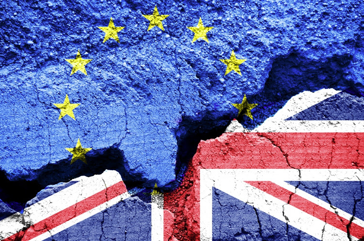 «Καμπανάκι» από βρετανική κυβέρνηση και Τράπεζα της Αγγλίας για τους κινδύνους ενός Brexit χωρίς συμφωνία