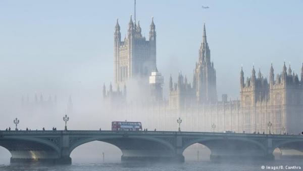 Ιστορική συμφωνία Βρετανίας-ΕΕ για Brexit