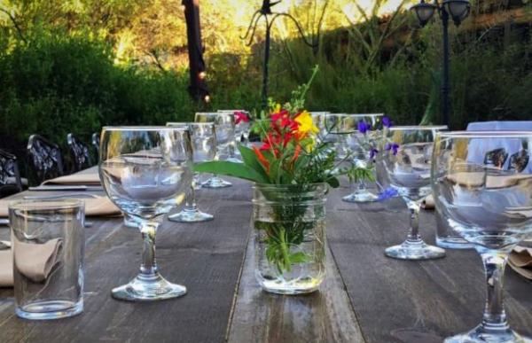 Η Google ξέρει σε ποια εστιατόρια μπορείς να πάθεις τροφική δηλητηρίαση