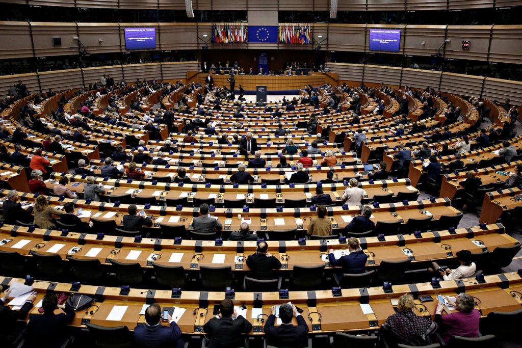 Ευρωβουλή: Ψήφισμα υπέρ της έναρξης ενταξιακών διαπραγματεύσεων για ΠΓΔΜ - Αλβανία