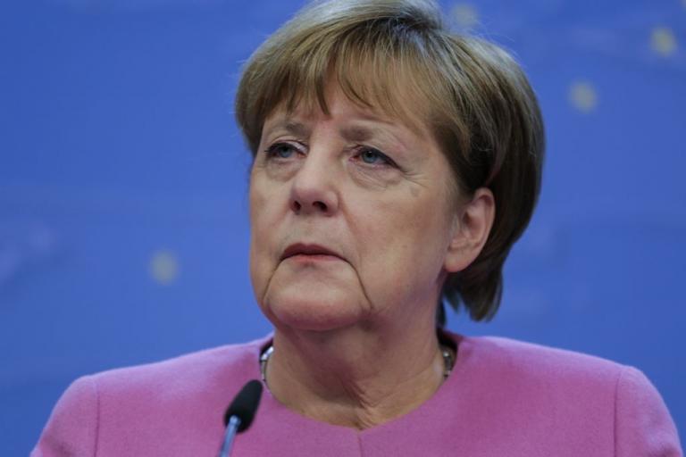 Τελεσίγραφο Μέρκελ για το Brexit: Υπογράψτε τη συμφωνία