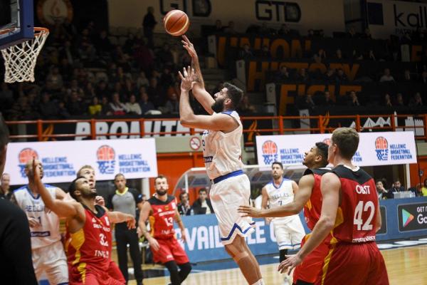 Μέγας Μπουρούσης και 9 στα 9 το εξπρές της Εθνικής