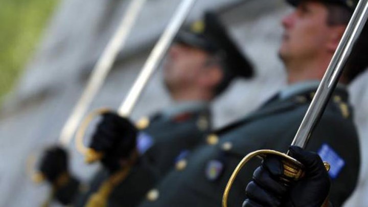 Αναδρομικά : Πότε θα καταβληθούν στα ειδικά μισθολόγια