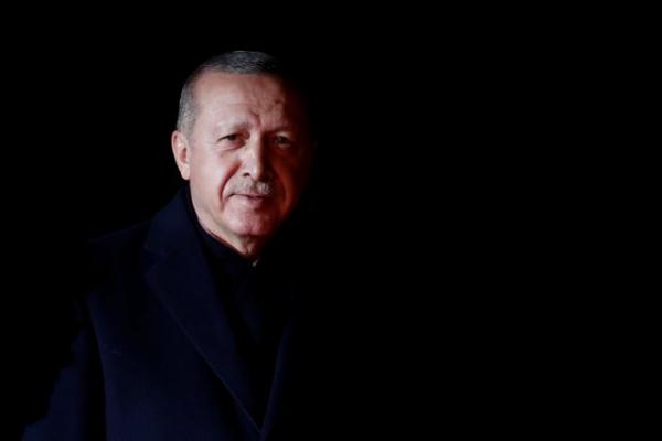 Erdogan warns Cyprus, Greece not to pressure him with Mediterranean gas, oil exploration