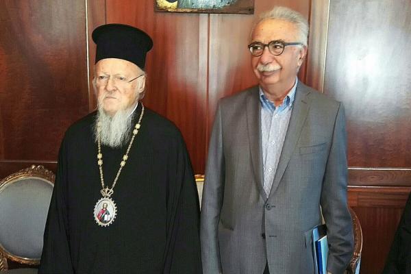 Διαβεβαιώσεις Γαβρόγλου σε Βαρθολομαίο για τα εργασιακά δικαιώματα των κληρικών