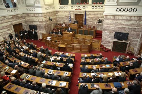 SYRIZA launches Constitutional Amendment process, is criticised for exploiting it for partisan purposes