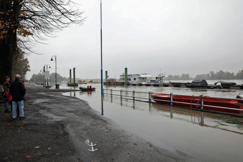Ιταλία: Δέκα νεκροί, εκ των οποίων μια 9μελής οικογένεια, από τις πλημμύρες
