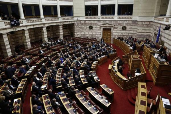 Κατατέθηκε η τροπολογία για τα αναδρομικά των ειδικών μισθολογίων – Όλο το κείμενο