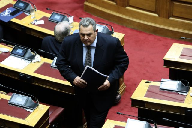 Parliament rejects prosecutors' request  to lift immunity of Defence Minister Panos Kammenos