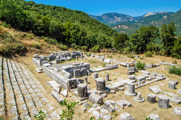 Αρκαδία : Η Μεγάλη Πόλις και η Λυκόσουρα