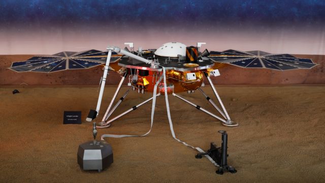 Iστορική προσεδάφιση του Insight της NASA στον Άρη