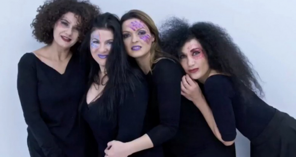 Το Θέατρο Τέχνης Καρόλου Κουν στη Θεσσαλονίκη με το έργο «Όλο σπίτι, κρεβάτι κι εκκλησία»