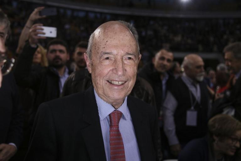 Λάσπη και δηλητήριο