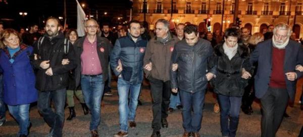 Στελέχη ΣΥΡΙΖΑ: Από λαοπρόβλητοι γίνονται αποσυνάγωγοι και αποδοκιμάζονται