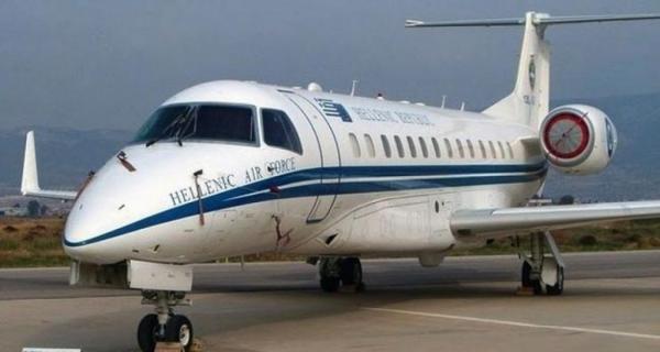 Τρώνε με χρυσά κουτάλια στο πρωθυπουργικό αεροσκάφος