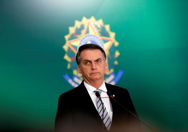 Συνάντηση συμβούλου του Τραμπ με τον ακροδεξιό νέο πρόεδρο της Βραζιλίας