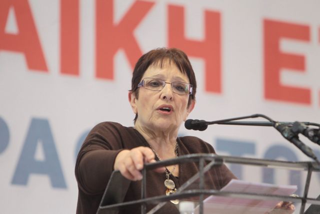 Παπαρήγα : Όταν οι αγώνες χαλαρώνουν, η κυβέρνηση ισχυρίζεται ότι ο λαός συναινεί