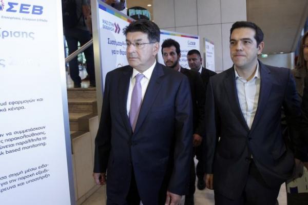 Editorial Ta Nea: Roads