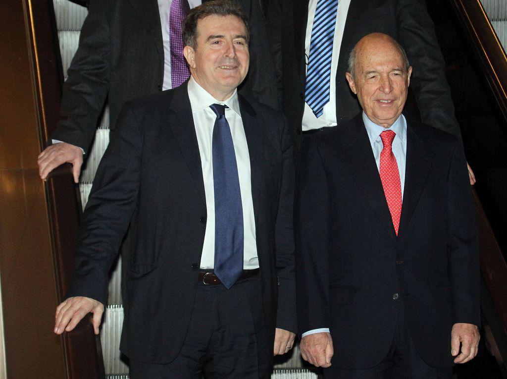 Ανοίγουν τους τραπεζικούς λογαριασμούς Σημίτη και Χρυσοχοΐδη