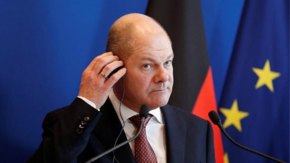 «Σχετικά αισιόδοξος» ο Σολτς για εξεύρεση λύσης με την Ιταλία