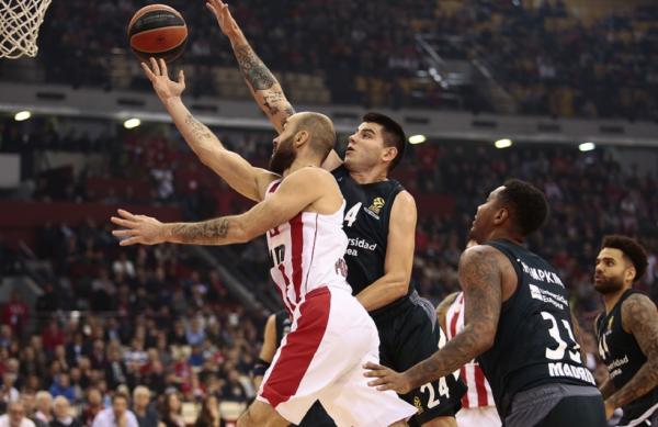 Σπανούλης: «Δεν μπορούν πολλές ομάδες να κερδίσουν την Ρεάλ»