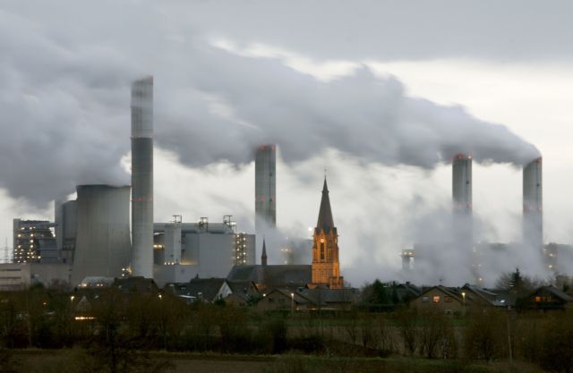 Νέα επίπεδα ρεκόρ στις εκπομπές αερίων που προκαλούν το φαινόμενο του θερμοκηπίου
