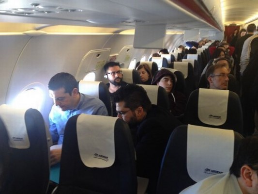 Ο λιτός βίος του Τσίπρα, το πρωθυπουργικό αεροσκάφος και τα πιάτα με τον σολωμό | in.gr