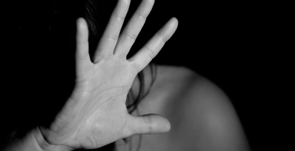 Κατερίνα και Μάριαμ: Δύο θύματα ενδοοικογενειακής βίας