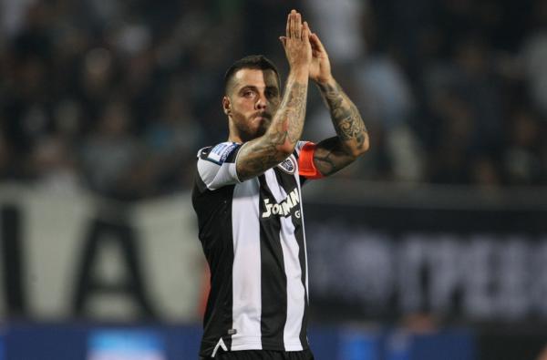 Σαν σήμερα το ντεμπούτο του Βιεϊρίνια «παρέα» με τον Μέσι