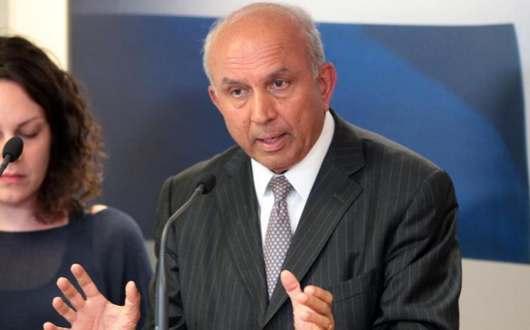 Πλήρης στήριξη της συγχώνευσης Eurobank-Grivalia από τον Πρεμ Γουάτσα