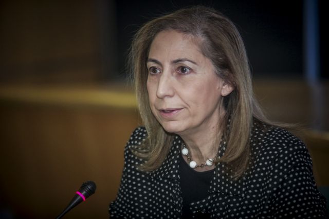 In a pre-election bonanza, Interior Minister announces hiring of 15,000 civil servants in 2019