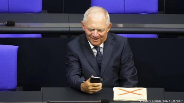 Νονός χωρίς να θέλει ο… Σόιμπλε