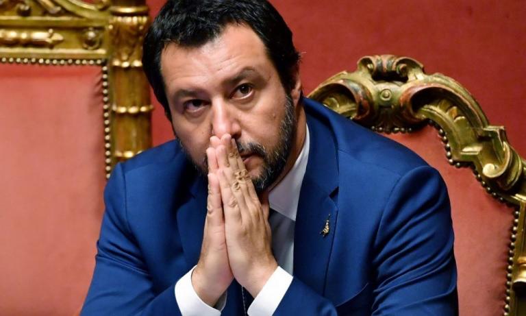 Μήπως κατά βάθος ζηλεύει τον Σαλβίνι;