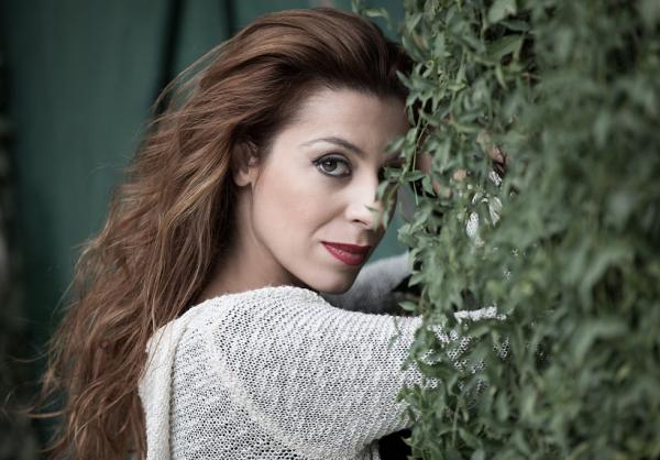 Η Φρόσω Στυλιανού και το «Δάκρυα του χειμώνα» στο Faust