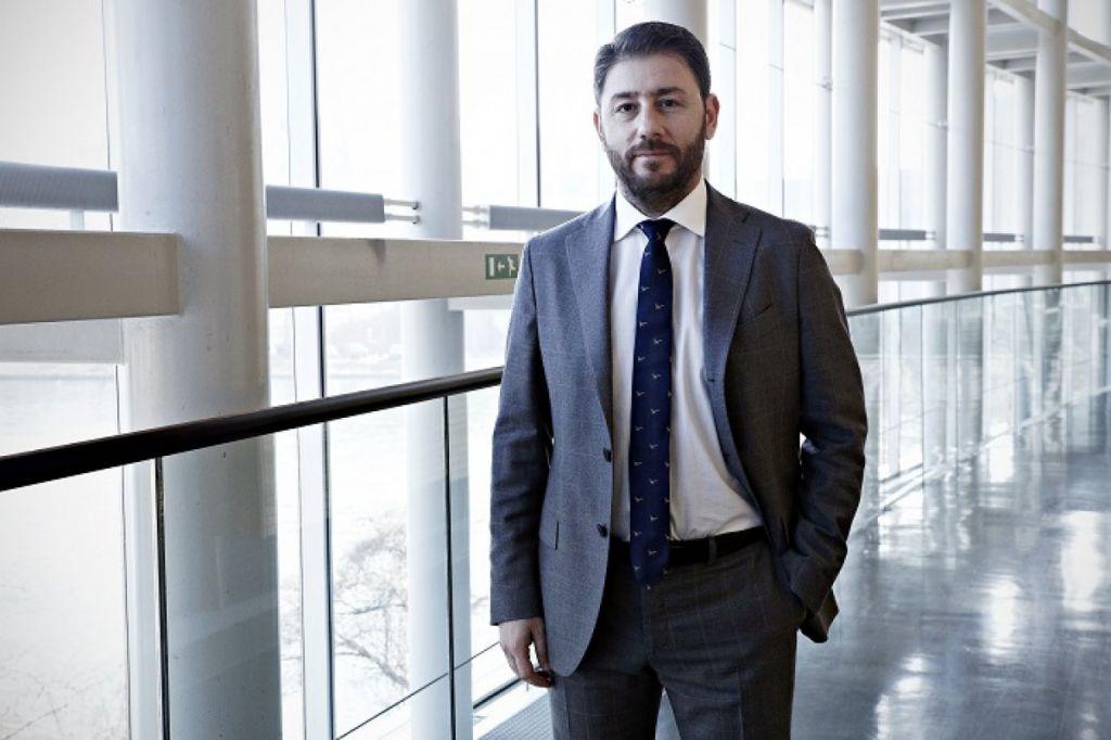 Ανδρουλάκης κατά Μέρκελ: Φταίτε που έφυγαν μισό εκατομμύριο Ελληνες