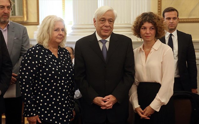 Κάρτα Δωρητή Οργάνων υπέγραψε ο Προκόπης Παυλόπουλος