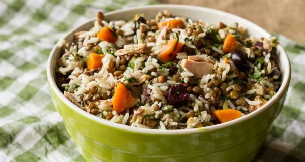 Kριθαράκι με φακές και λαχανικά