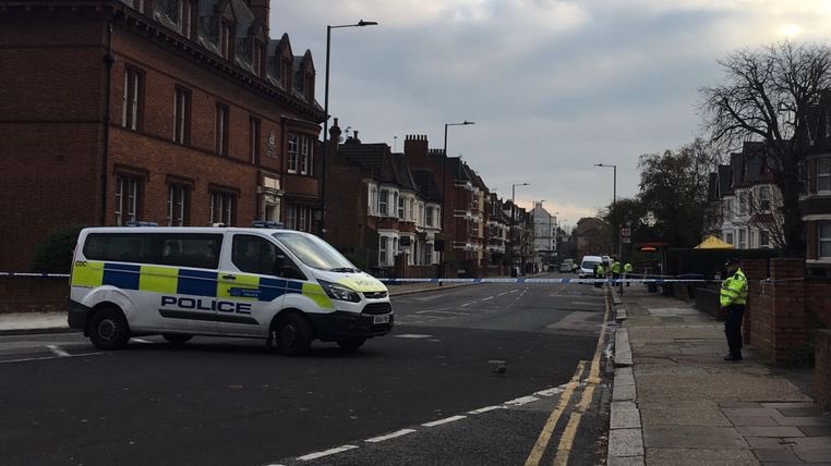 Συναγερμός στο Λονδίνο: Εντοπίστηκαν βόμβες σε διαμέρισμα