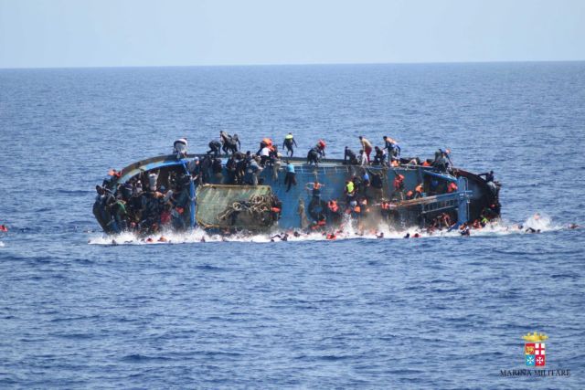 Τάφος η Μεσόγειος για πάνω από 2.000 πρόσφυγες από τις αρχές του έτους